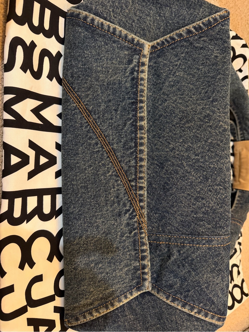 Marc Jacobs Denim Sack Bag with Tan Suede Accents - Picture 4 of 13